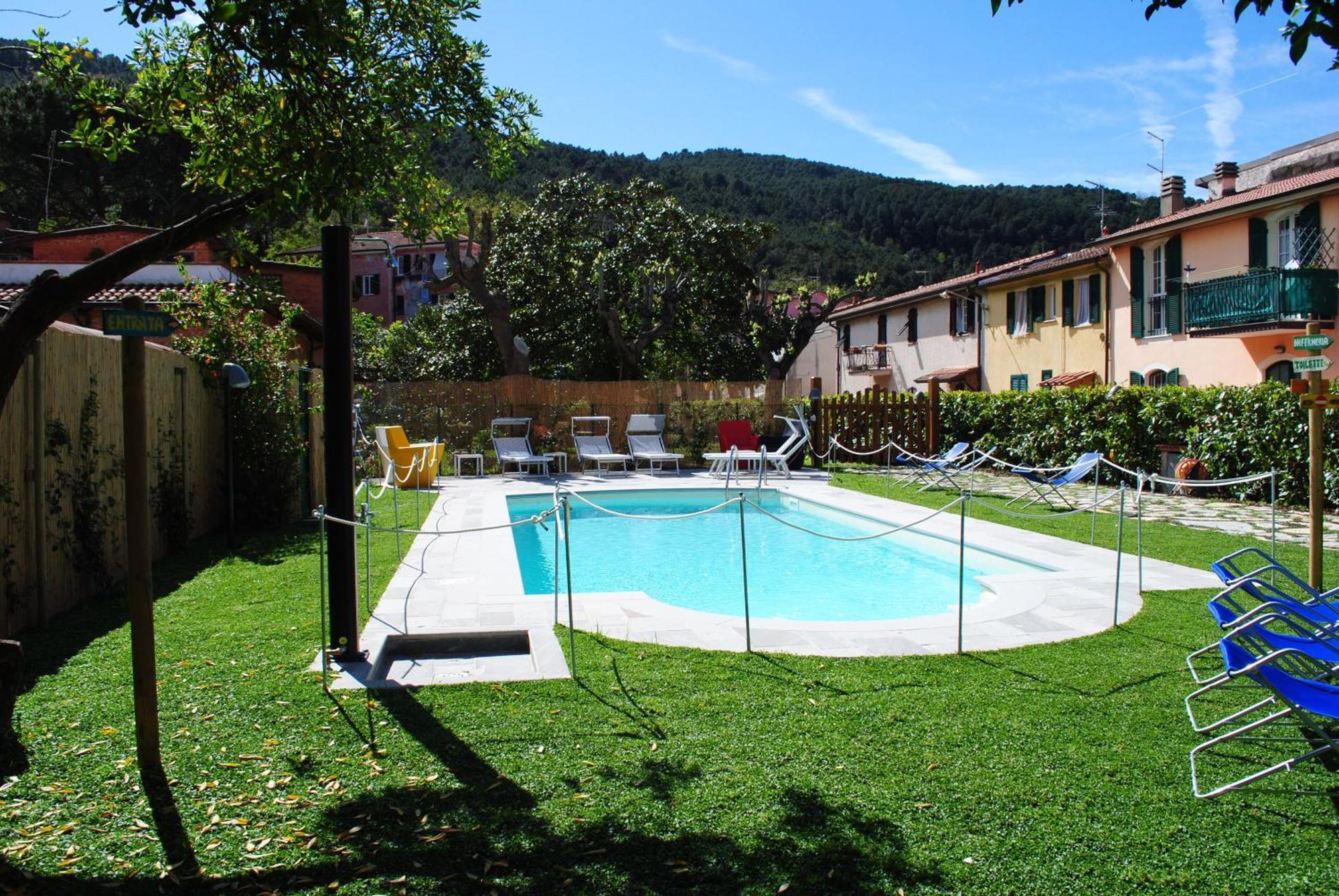Hotel Sette Archi Bocca di Magra Exterior foto
