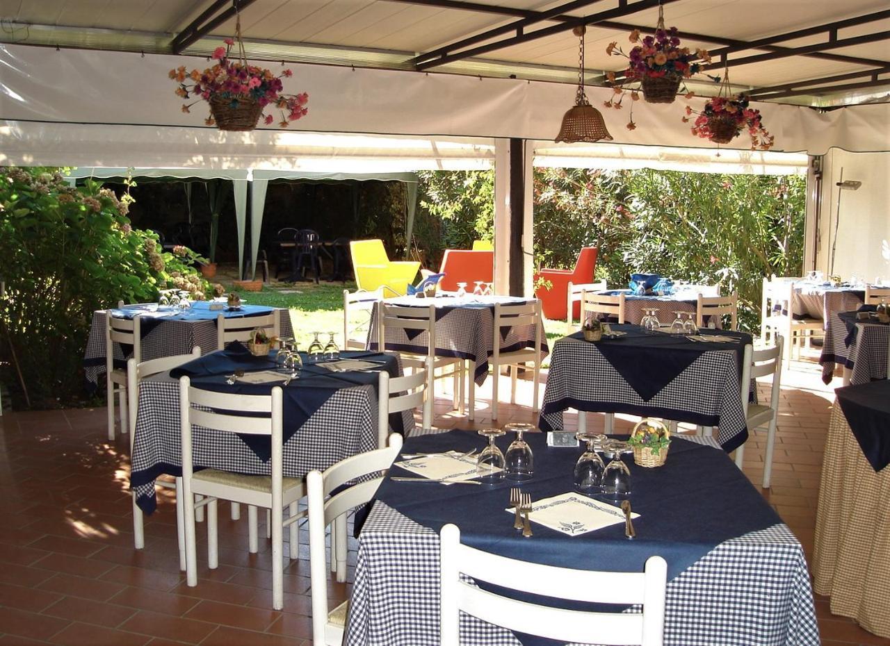 Hotel Sette Archi Bocca di Magra Exterior foto