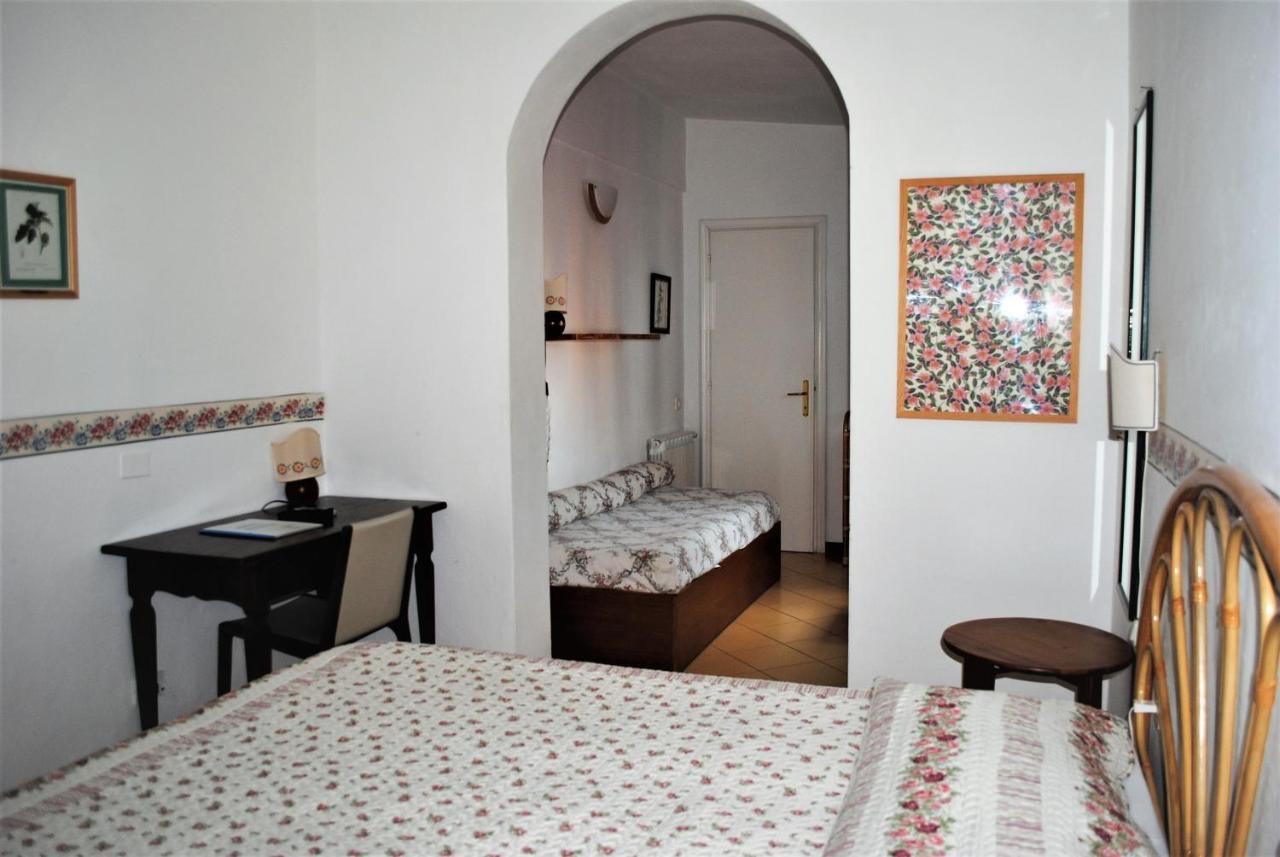 Hotel Sette Archi Bocca di Magra Exterior foto